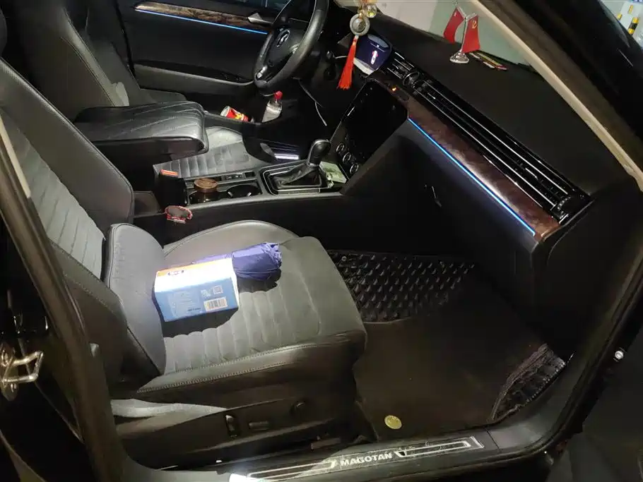 Volkswagen Magotan 2018 380TSI DSG Premium фото 8