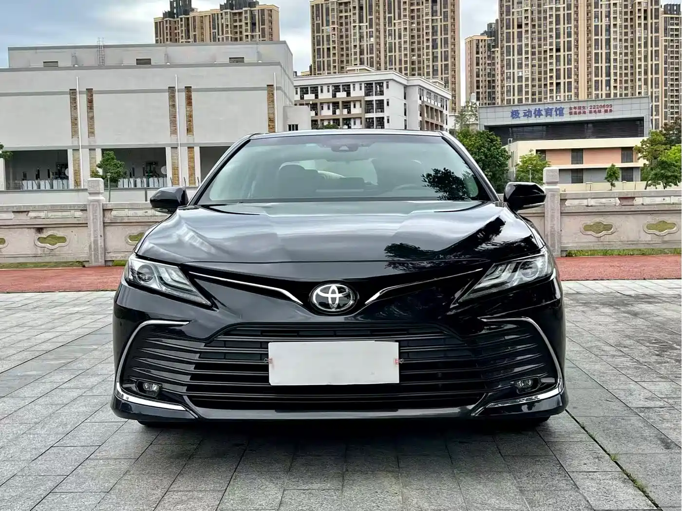 Toyota Camry 2021 2.0G Luxury Edition фото 2