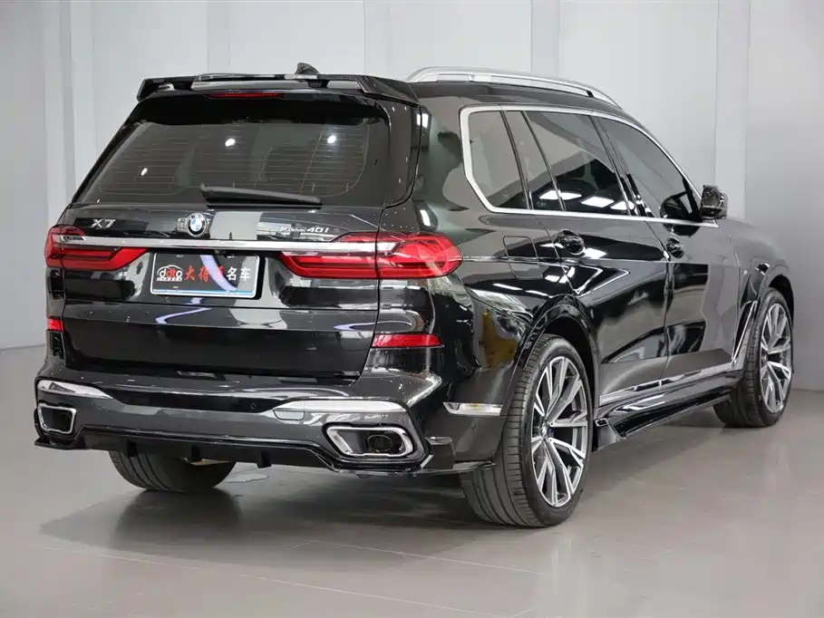 BMW X7 2021 xDrive40i Premium M Sport Package фото 3