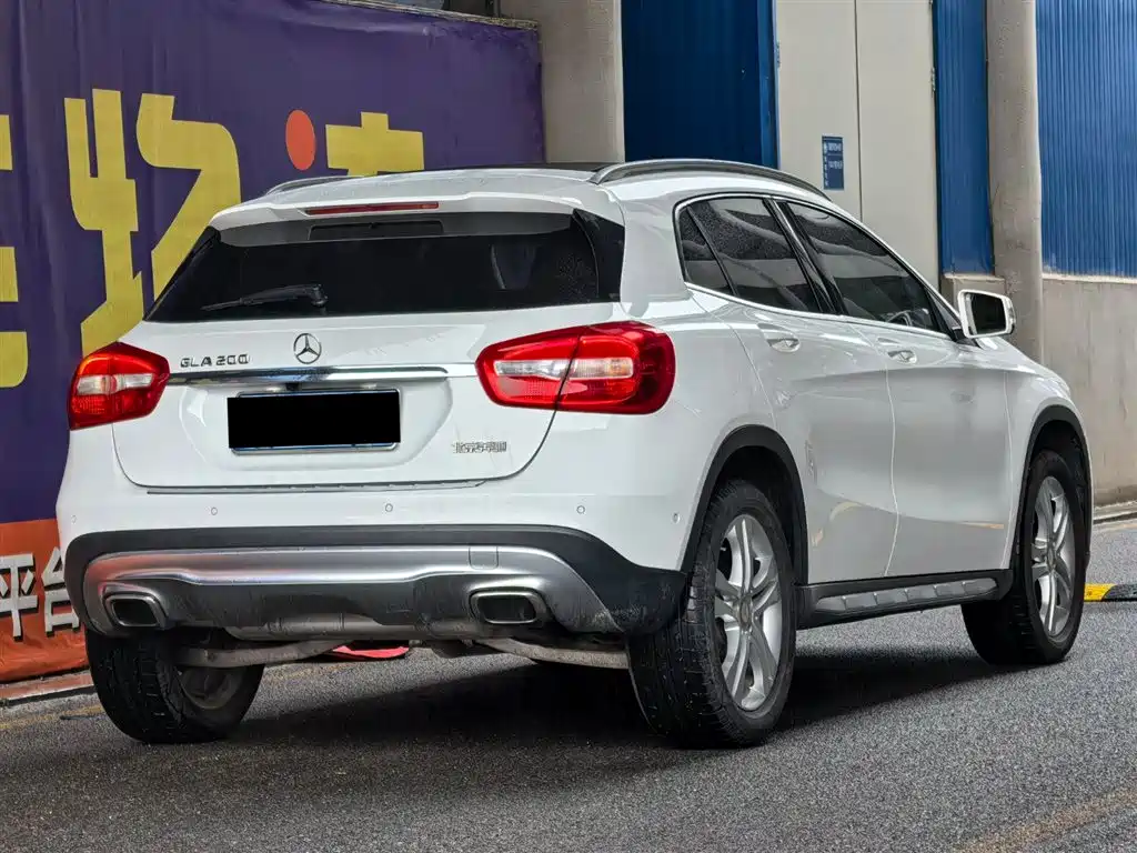 Mercedes-Benz GLA 2016 GLA 200 Dynamic фото 5