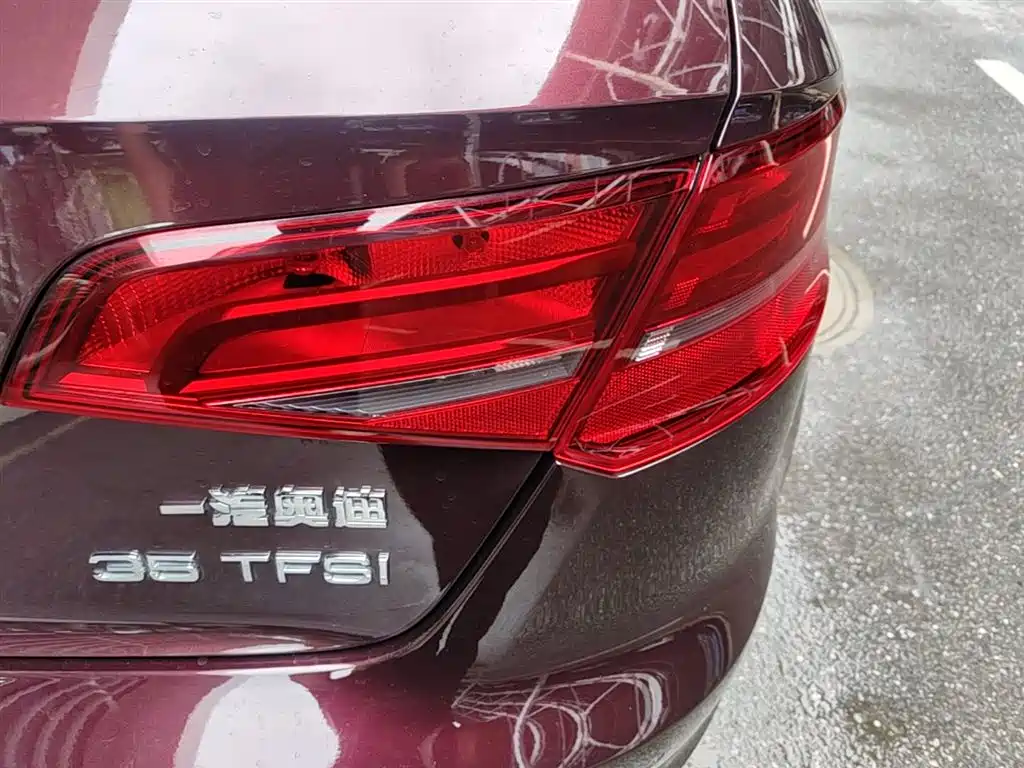 Audi A3 2016 Sportback 35 TFSI Progressive фото 8