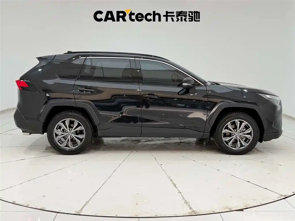 Toyota RAV4 Rongfang 2023 2.0L CVT FWD Style Plus Edition фото 12