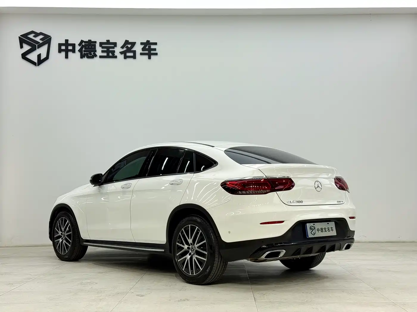 Mercedes-Benz GLC Coupe 2021 GLC 300 4MATIC Coupe SUV фото 4