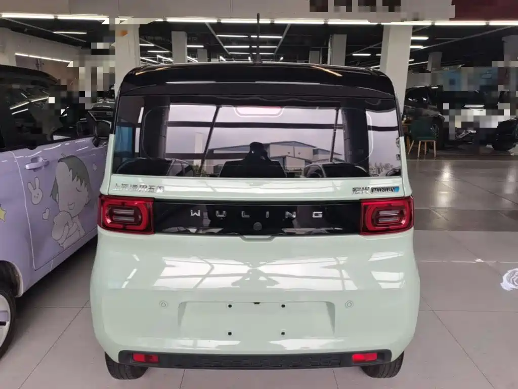 Фото 6 - Wuling Motors Hongguang MINIEV
