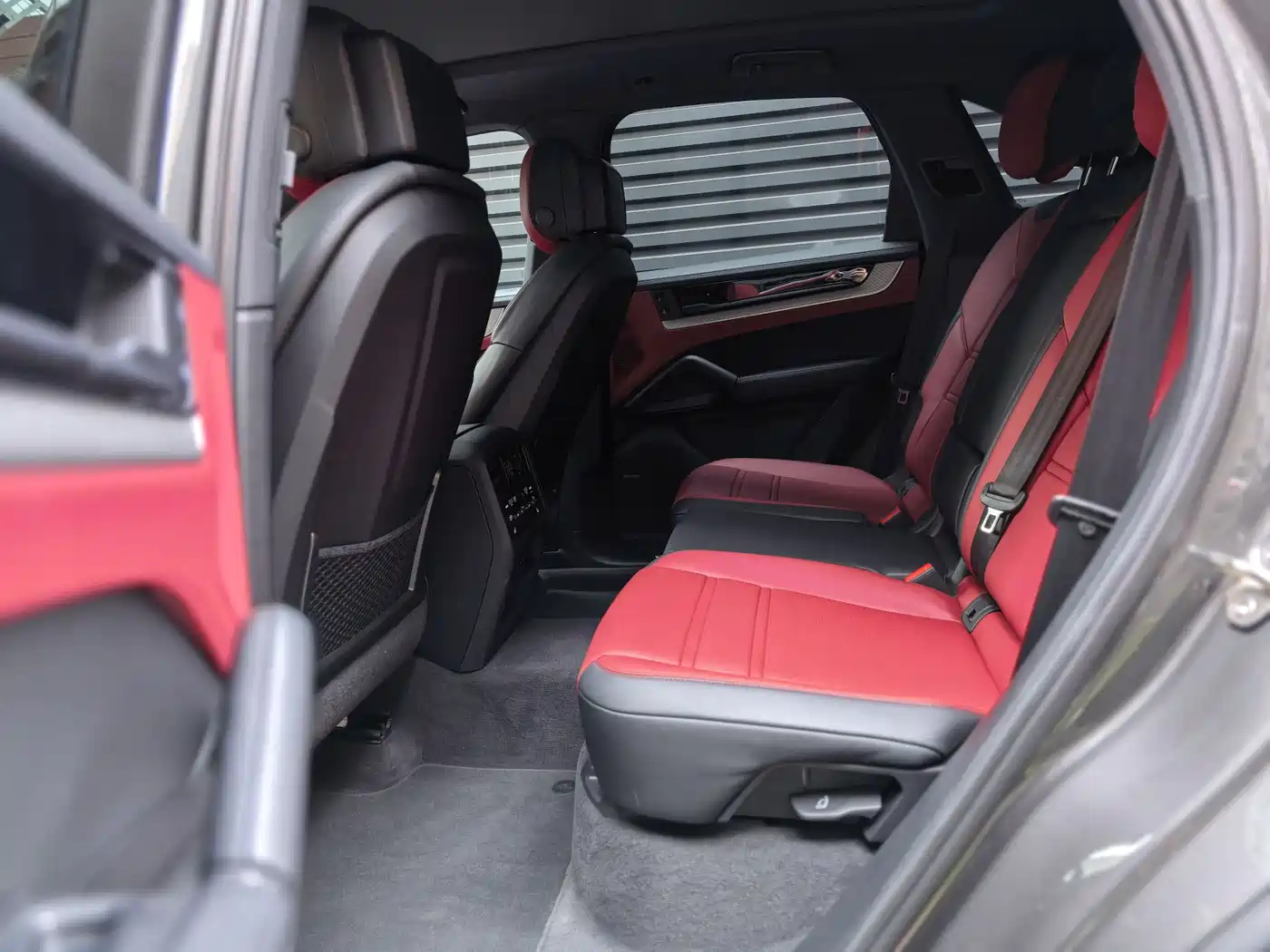 Porsche Cayenne 2025 Cayenne 3.0T фото 9