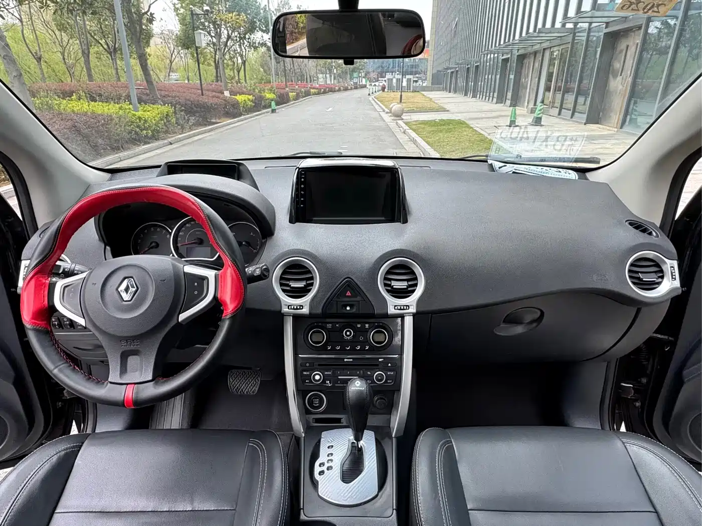 Renault Koleos (Import) 2014 2014 Facelift 2.5L 2WD Urban Edition
