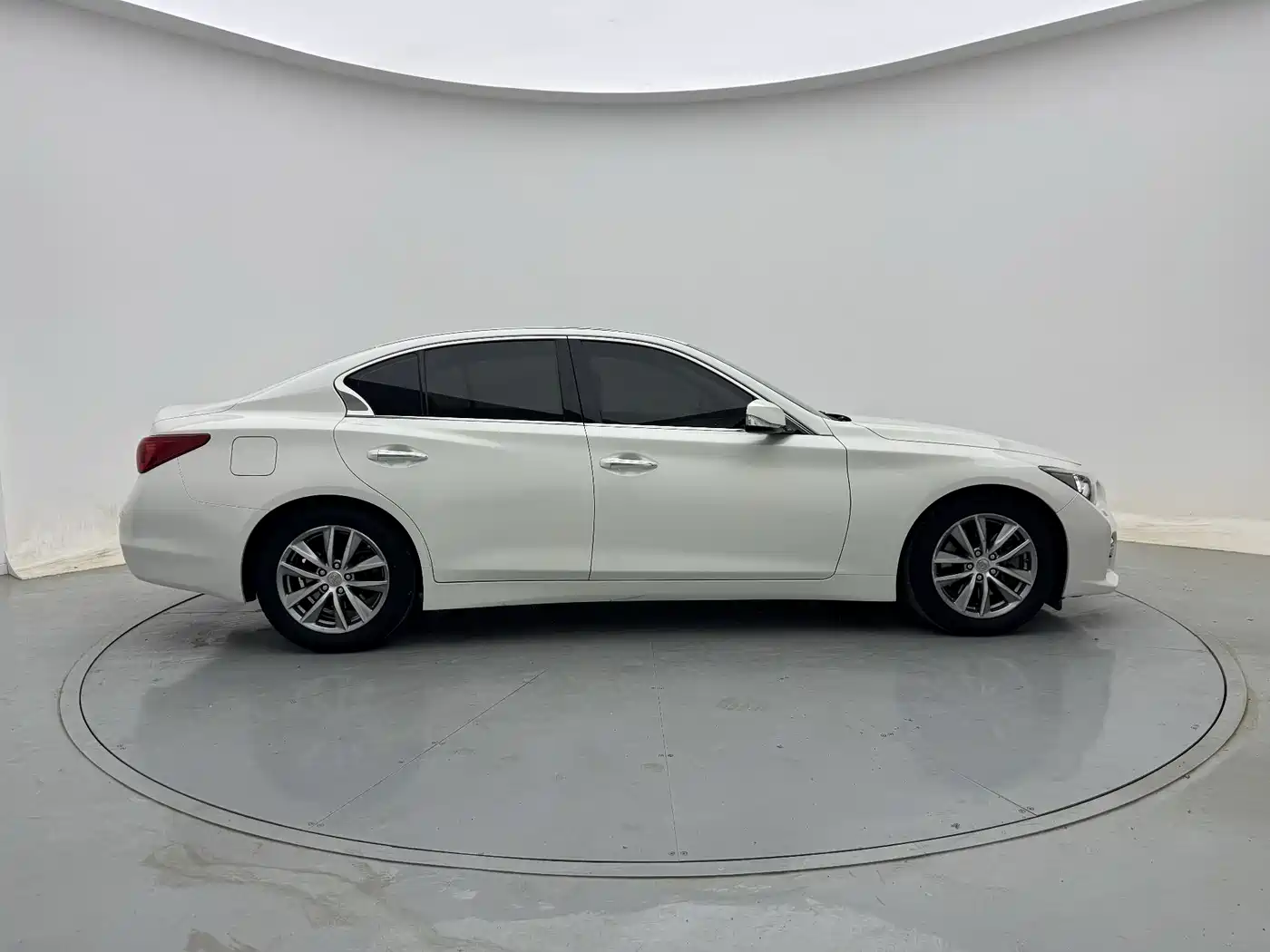 2017 Infiniti Q50