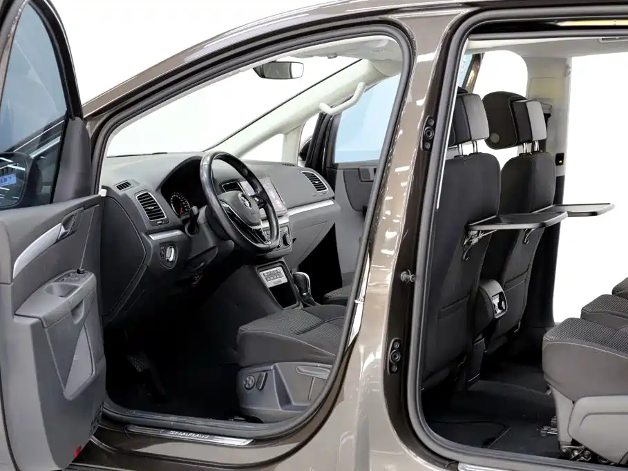 Фото 5 - Volkswagen Sharan