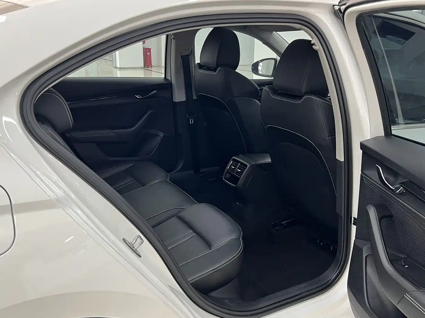 Škoda Octavia 2021 PRO TSI280 DSG Luxury Edition фото 12