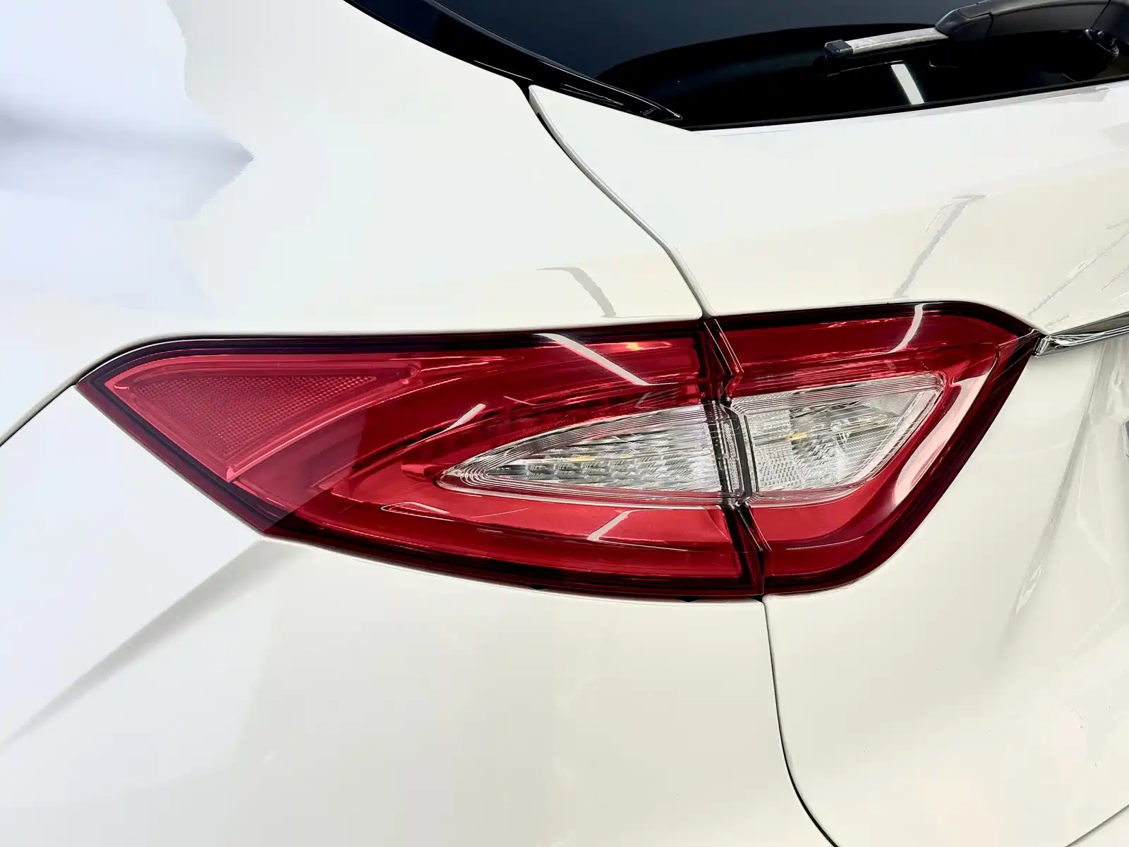 صورة 9 - Maserati Levante