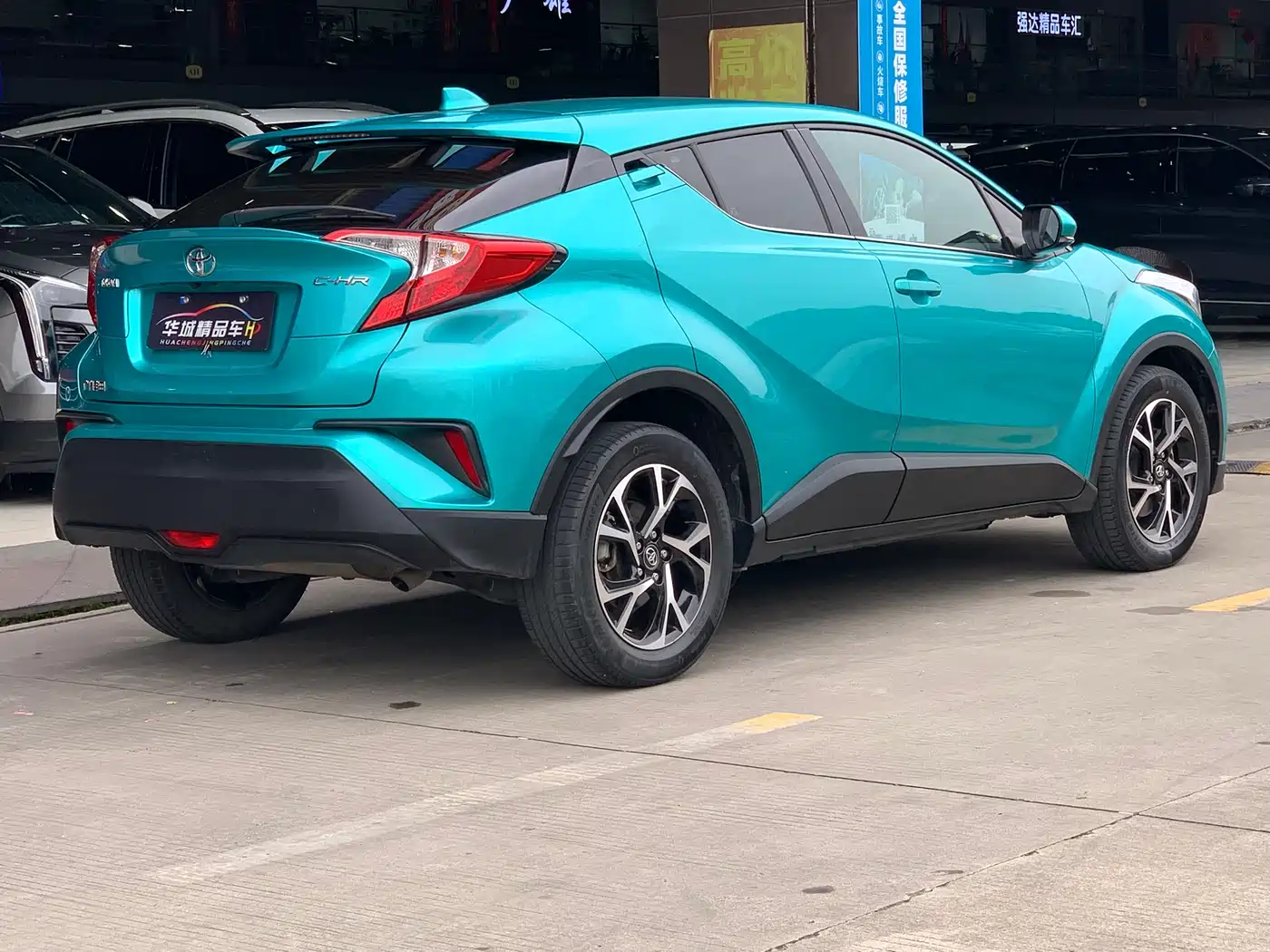 Toyota C-HR 2020 Model 2.0L Leading фото 6