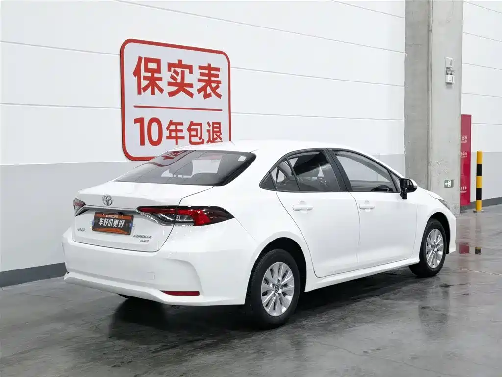 Toyota Corolla 2019 1.2T S-CVT GL Pioneer Edition фото 2