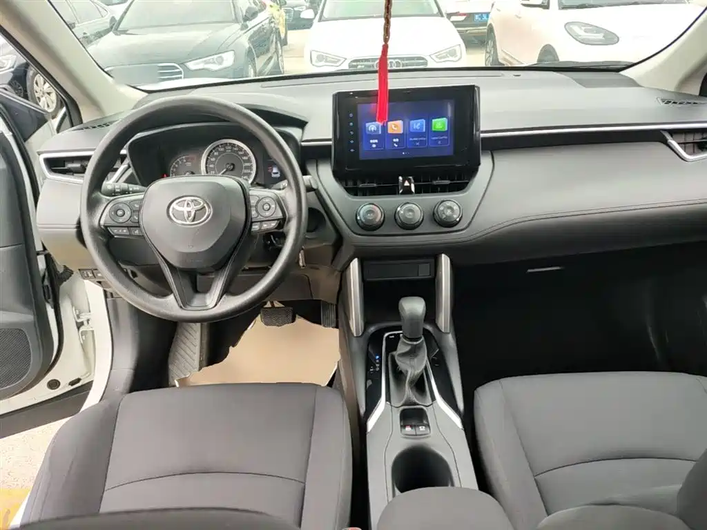 Toyota Corolla Cross 2022 2.0L Pioneer Edition фото 10