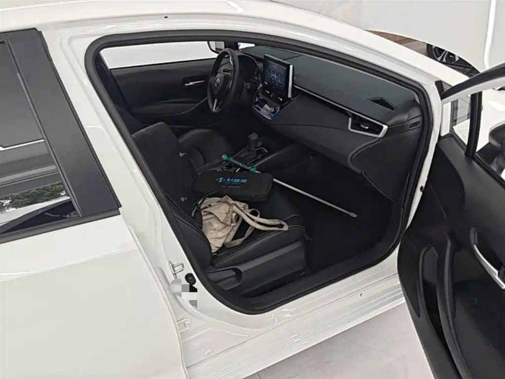 Toyota Corolla 2019 1.2T S-CVT GL-i Elite Edition фото 11