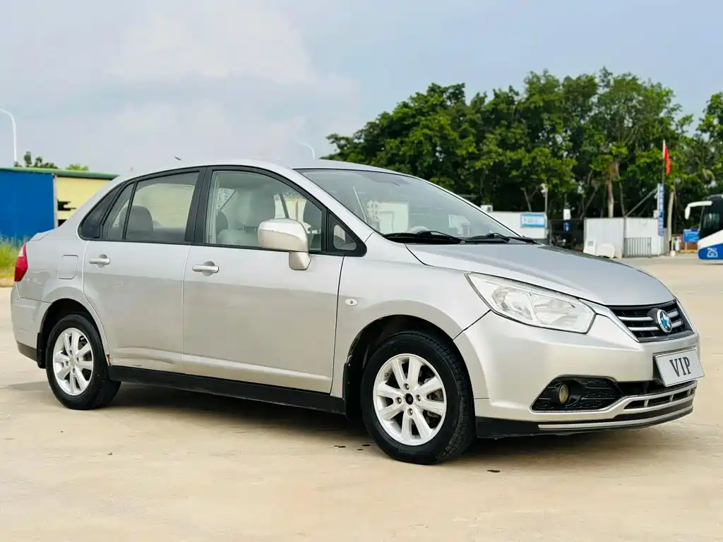 Venucia D50 2016 2016 Model 1.6L Manual Elite Edition