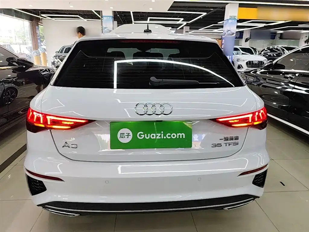 Audi A3 2023 Facelift Sportback 35 TFSI Fashion Sport фото 6
