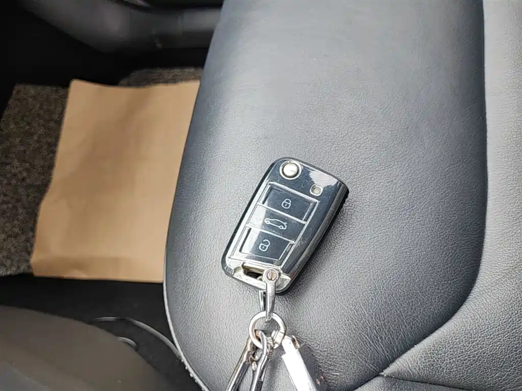 Škoda Kodiaq 2018 TSI330 5-seat FWD Luxury фото 9