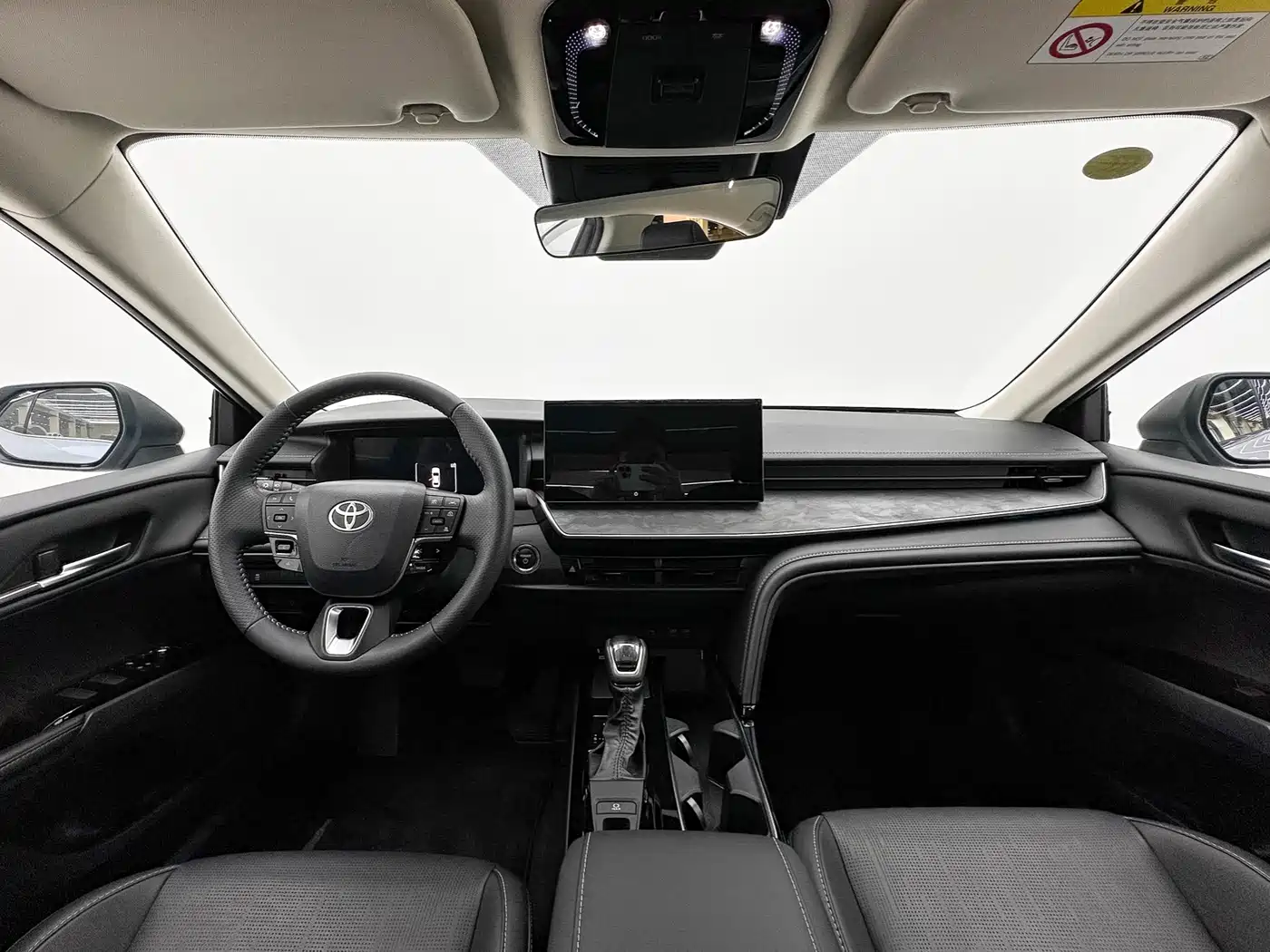 Toyota Camry 2024 Hybrid 2.5HG Premium Edition фото 15