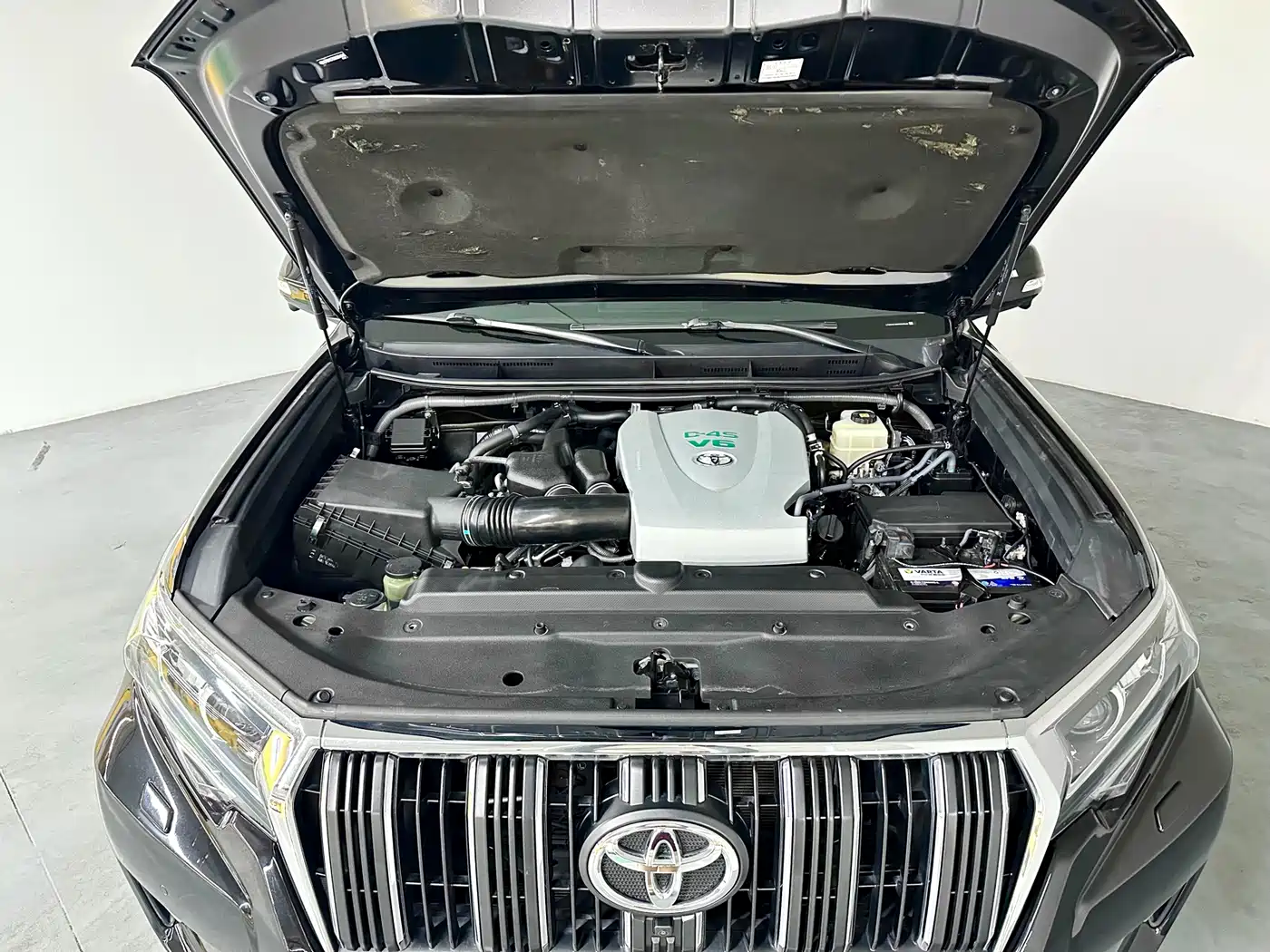 Toyota Prado 2019 2018 3.5L Automatic TX-L NAVI Rear-mounted Spare Tire