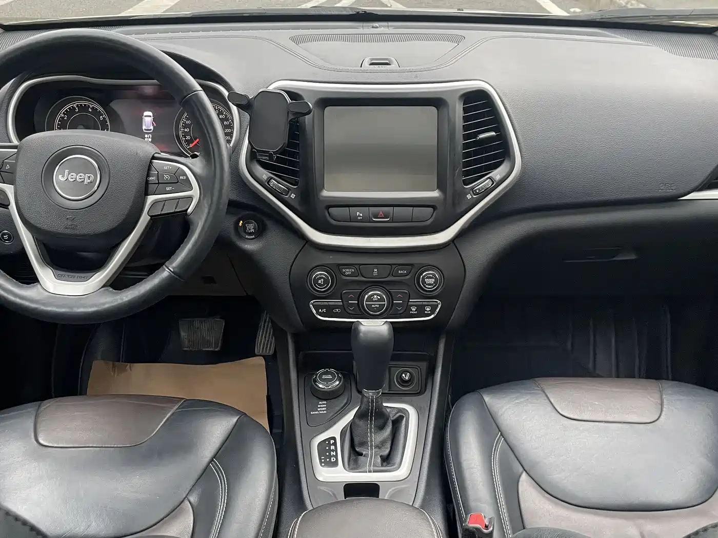 Jeep Cherokee (Import) 2015 2015 2.4L Elite Edition