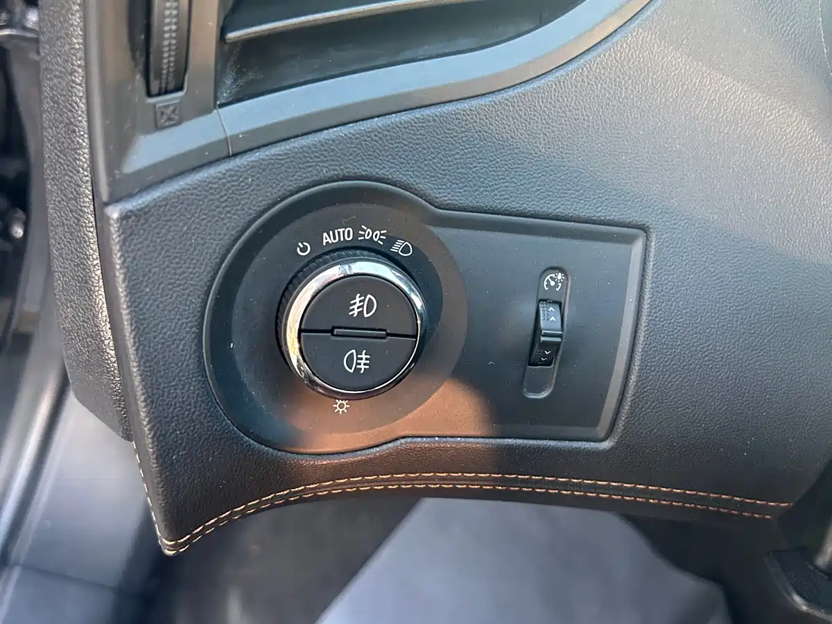 Buick LaCrosse 2013 2.4L SIDI Elite Comfort фото 12