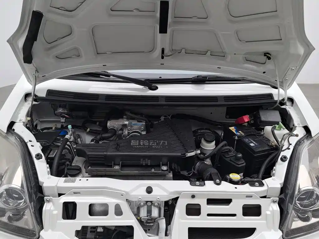Suzuki Beidouxing X5 2018 2016 1.4L Voyage (China V)