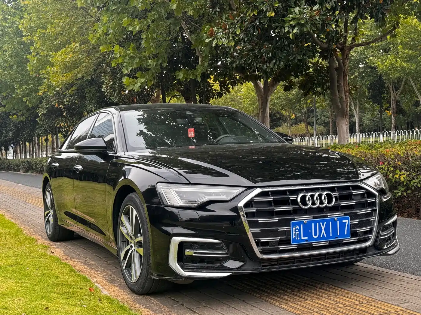 Фото 3 - Audi A6L