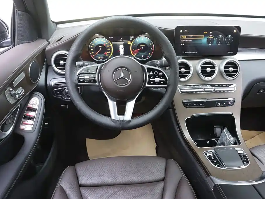 Mercedes-Benz GLC 2022 Facelift GLC 300 L 4MATIC Dynamic Collector's Edition фото 27