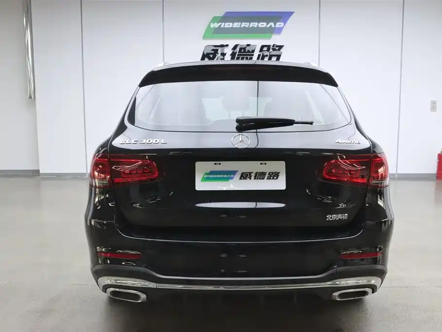 Mercedes-Benz GLC 2022 Facelift GLC 300 L 4MATIC Dynamic Collector's Edition фото 5