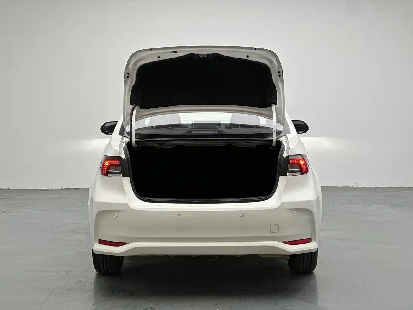 Toyota Corolla 2024 2023 1.2T Pioneer Edition