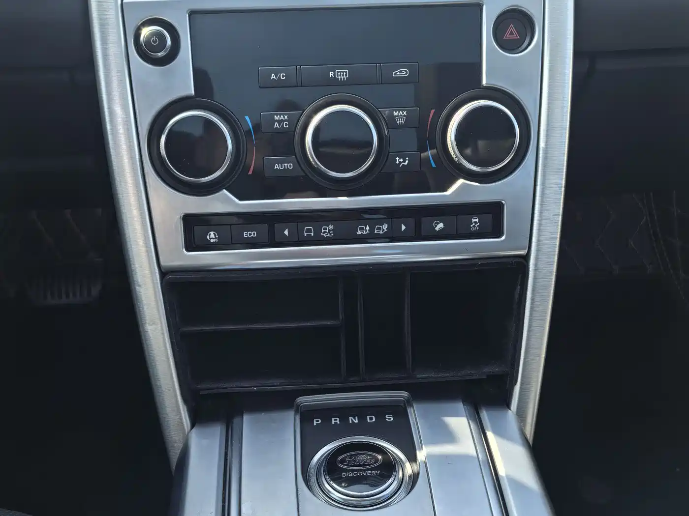 Land Rover Discovery Sport 2018 240PS SE Edition фото 9