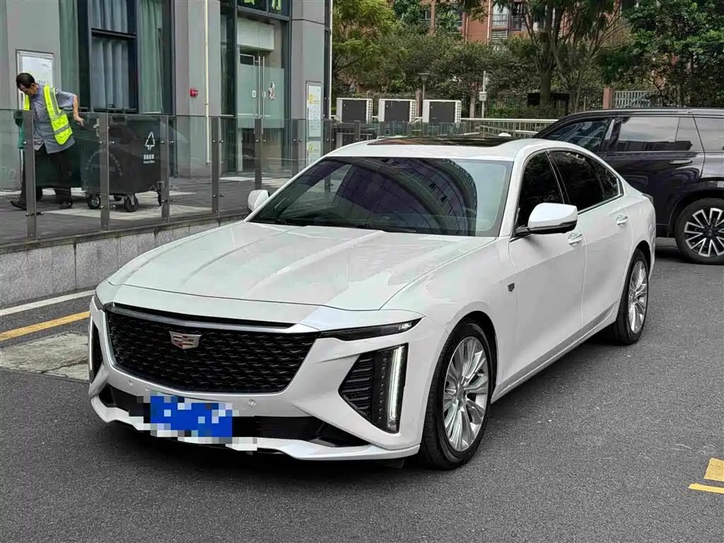 CADILLAC CT6