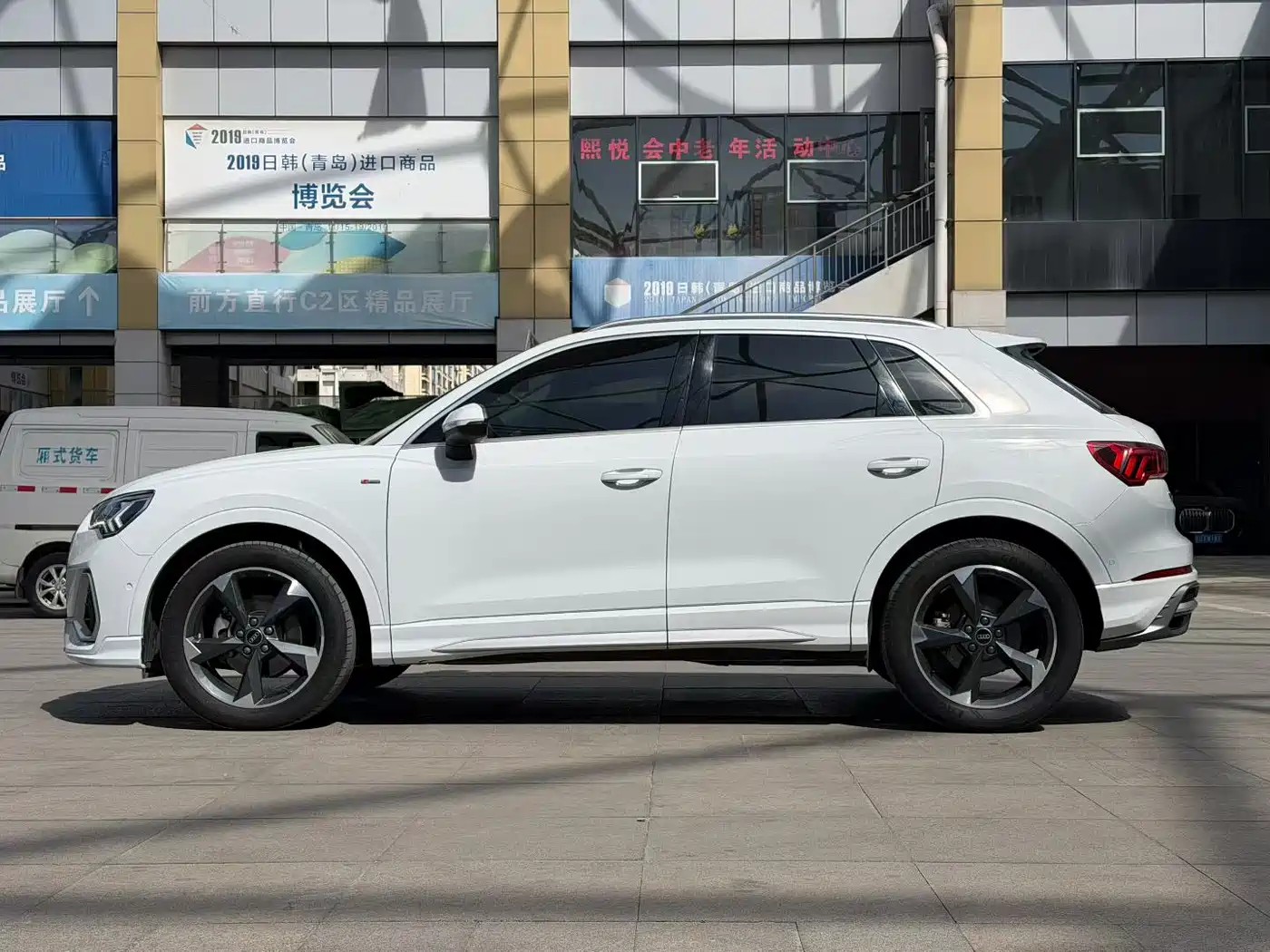 Audi Q3 2023 35 TFSI Fashion Dynamic Model (1.5T) фото 5