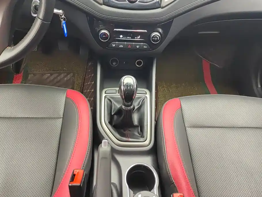 Changan Eado XT 2017 2016 1.6L Manual Stylish Cool Edition