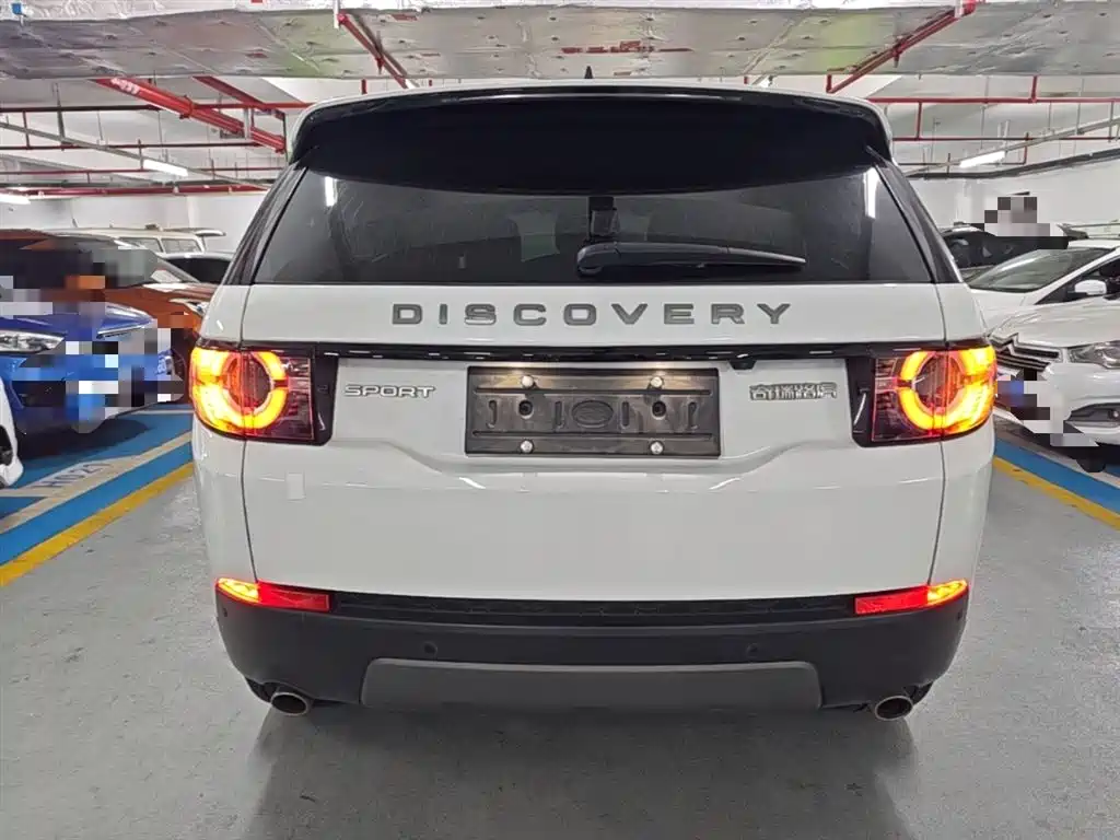 Land Rover Discovery Sport 2019 240PS SE Edition China VI фото 6