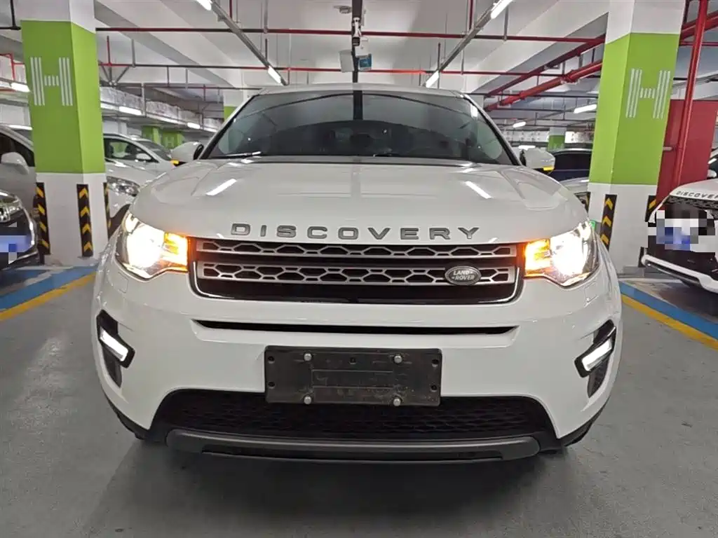 Land Rover Discovery Sport 2019 240PS SE Edition China VI фото 3