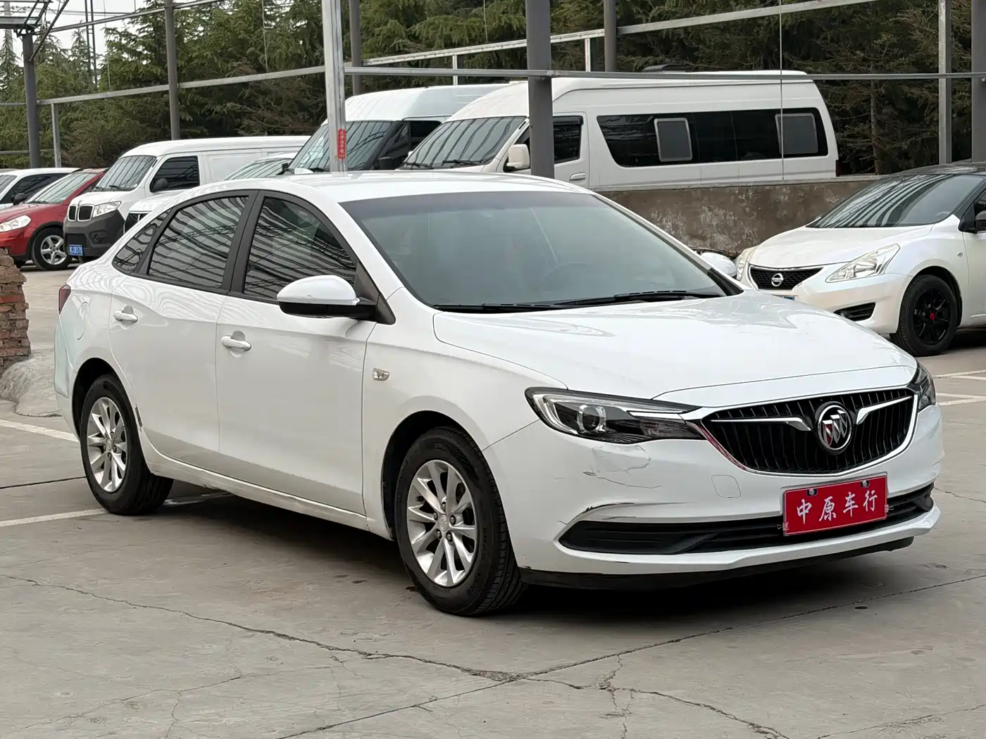 Buick Excelle 2018 15T DCT Progressive (China V) фото 3