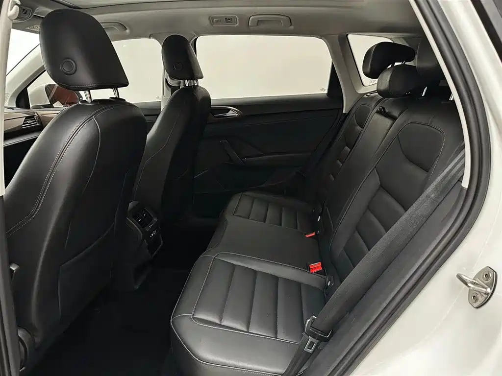 Volkswagen Tharu 2021 Model 280TSI 2WD Comfort Edition фото 21