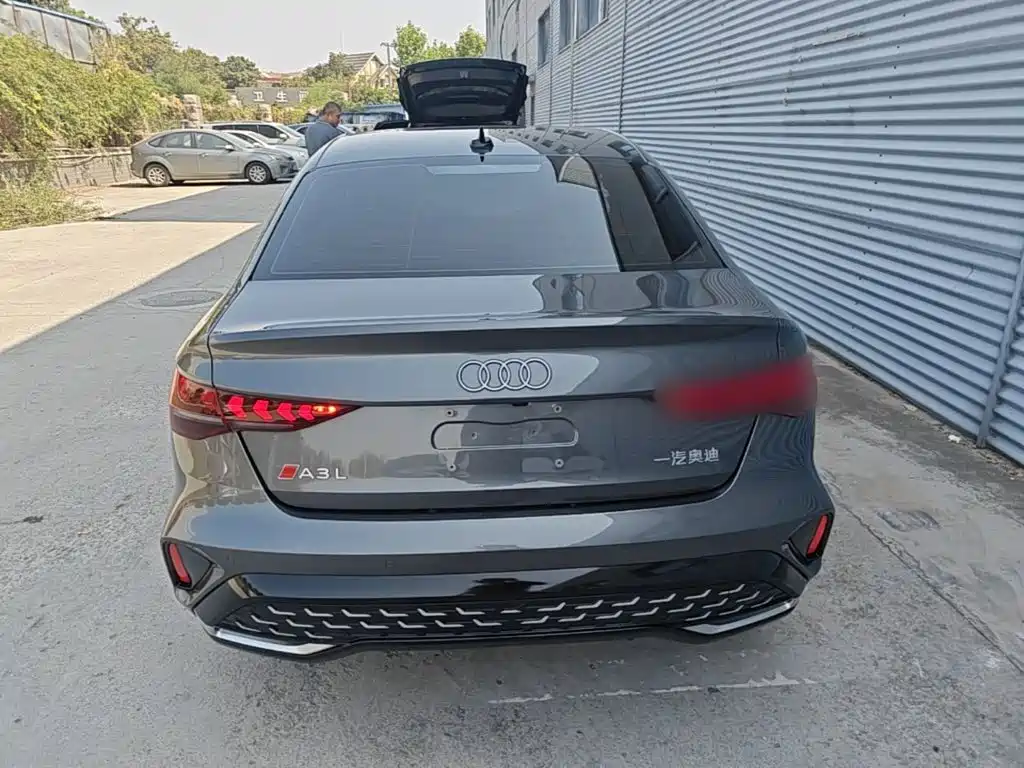 Audi A3 2026 2025 Facelift A3L Limousine 35TFSI Flying Spur Premium