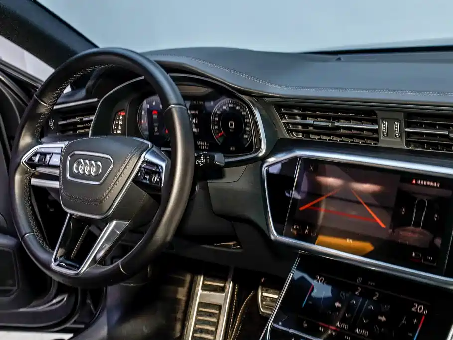 Photo 27 - Audi A6L