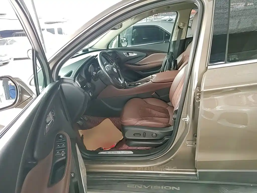 Фото 15 - Buick Envision Plus