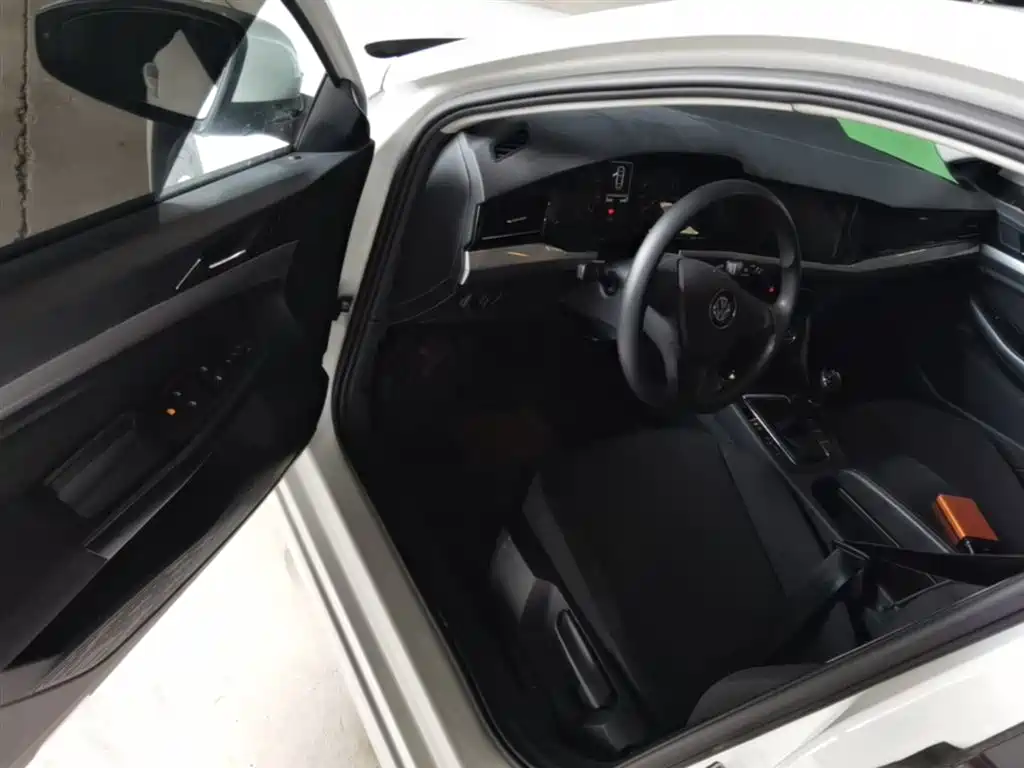 Volkswagen Bora 2019 Facelift 1.5L Manual Fashion China VI фото 16