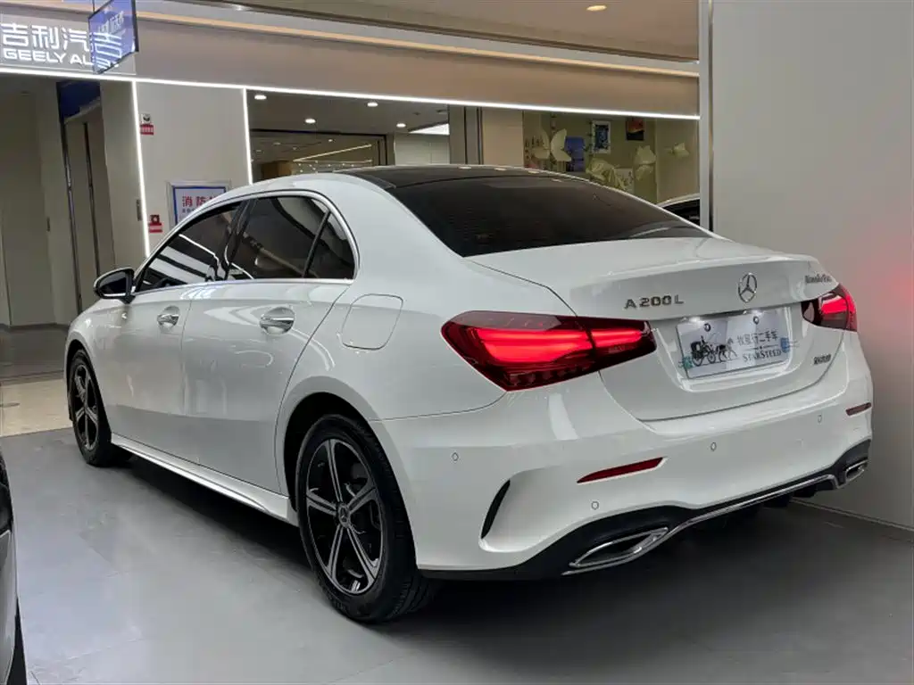 Mercedes-Benz A-Class 2025 2025 A 200 L Fashion Edition