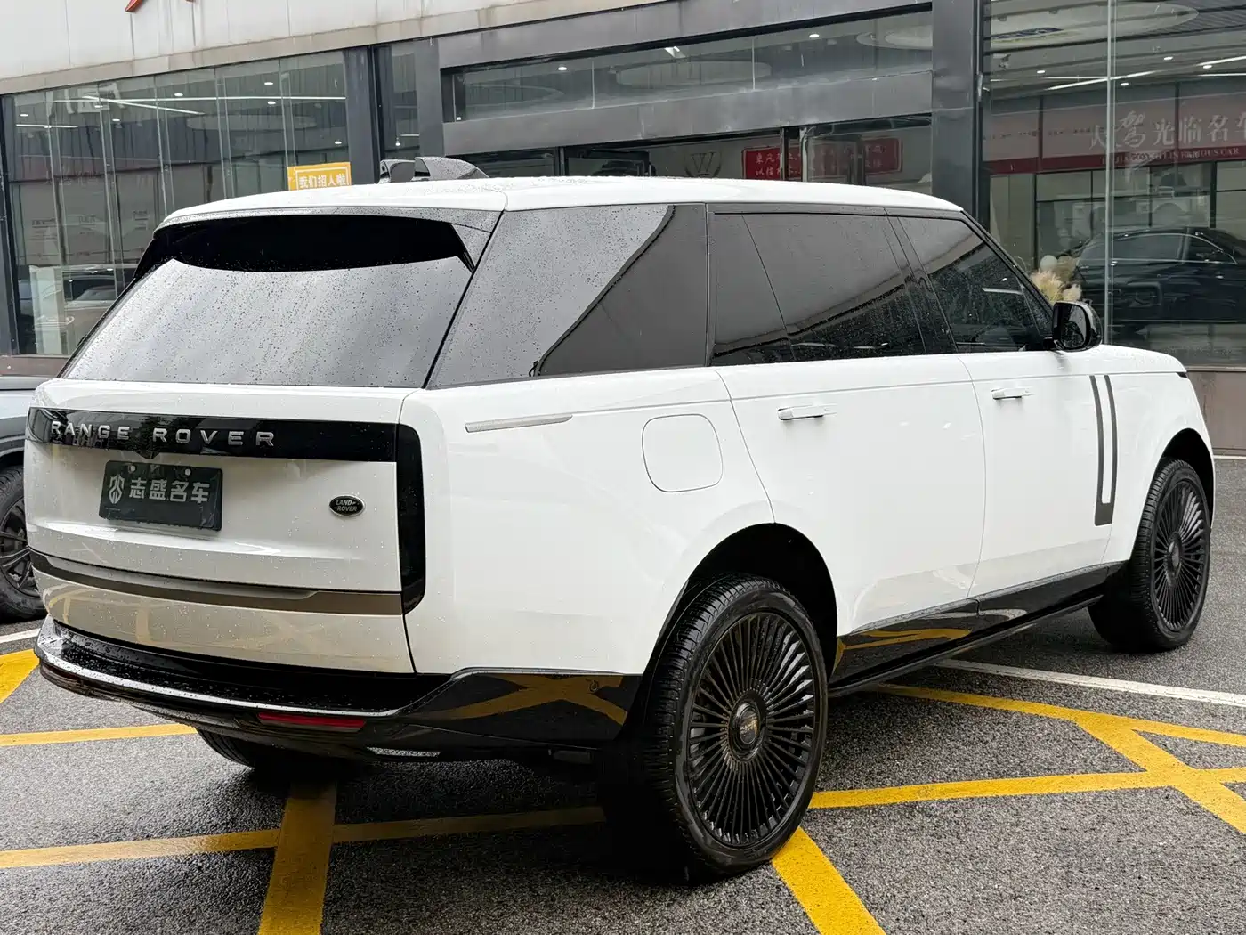 2026 Land Rover Range Rover