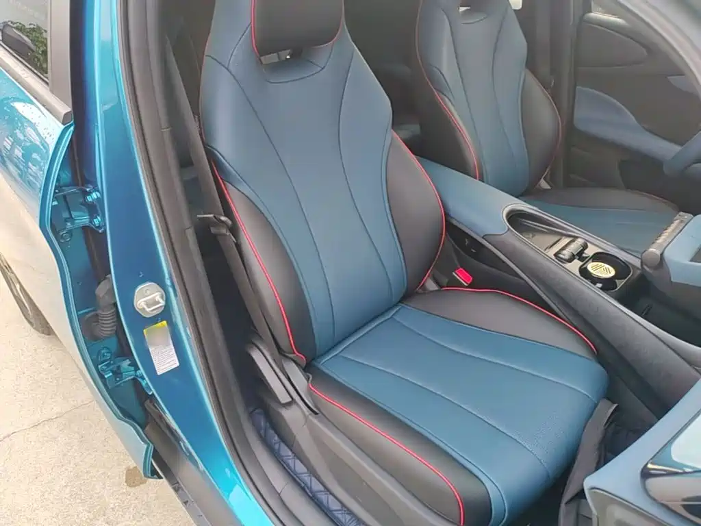 Фото 25 - BYD Dolphin