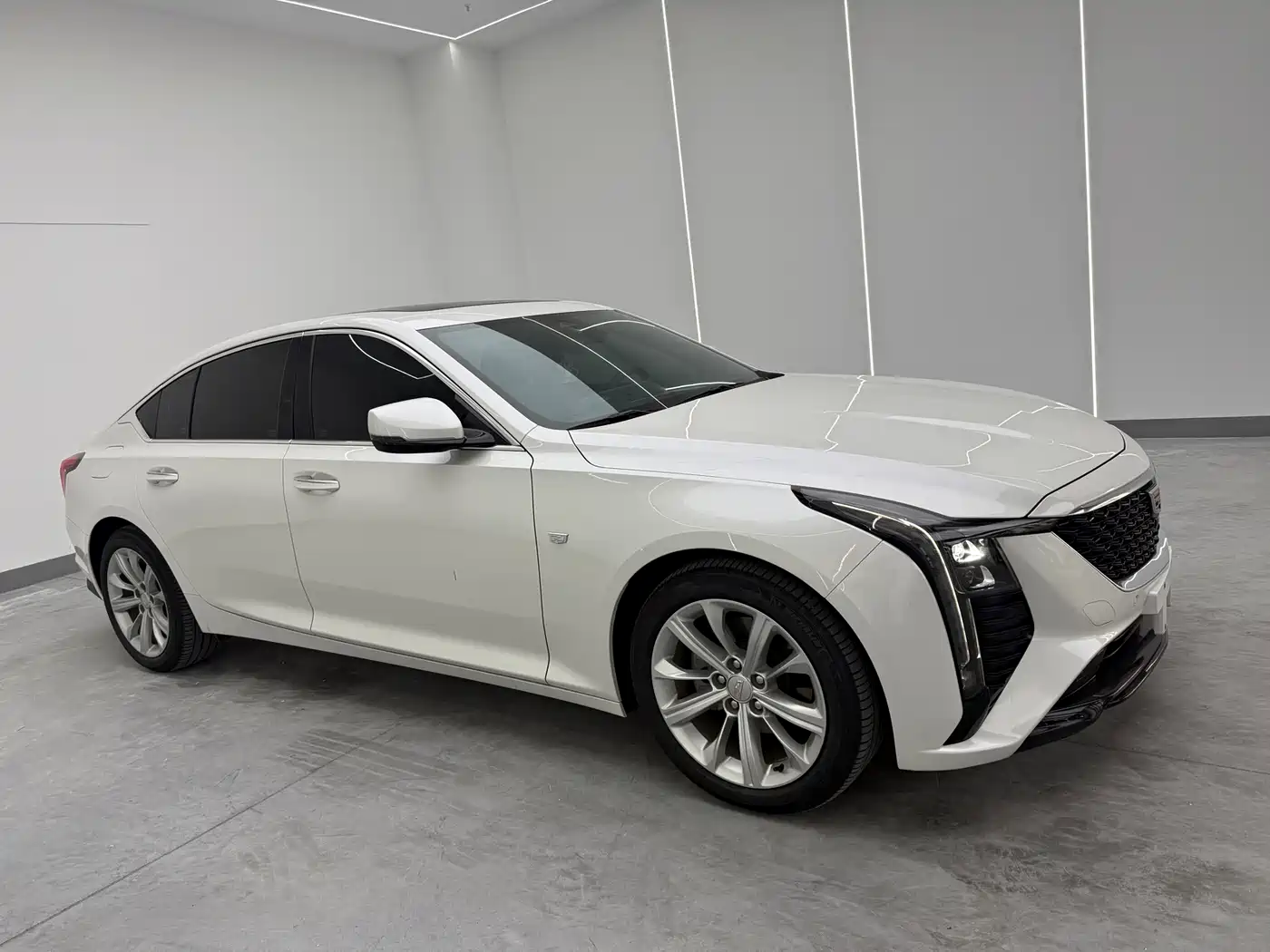 Cadillac CT5 2024 28T Luxury Model Pro фото 3