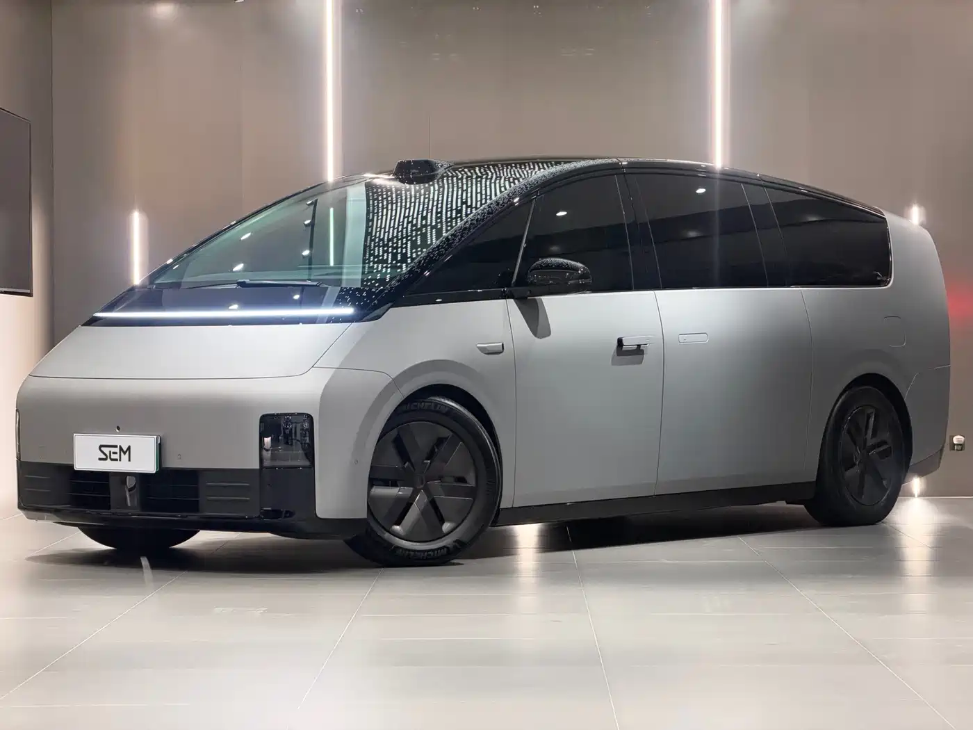 Li Auto MEGA 2024 — пригон из Китая