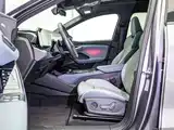 Фото 10 - Audi Q6L e-tron