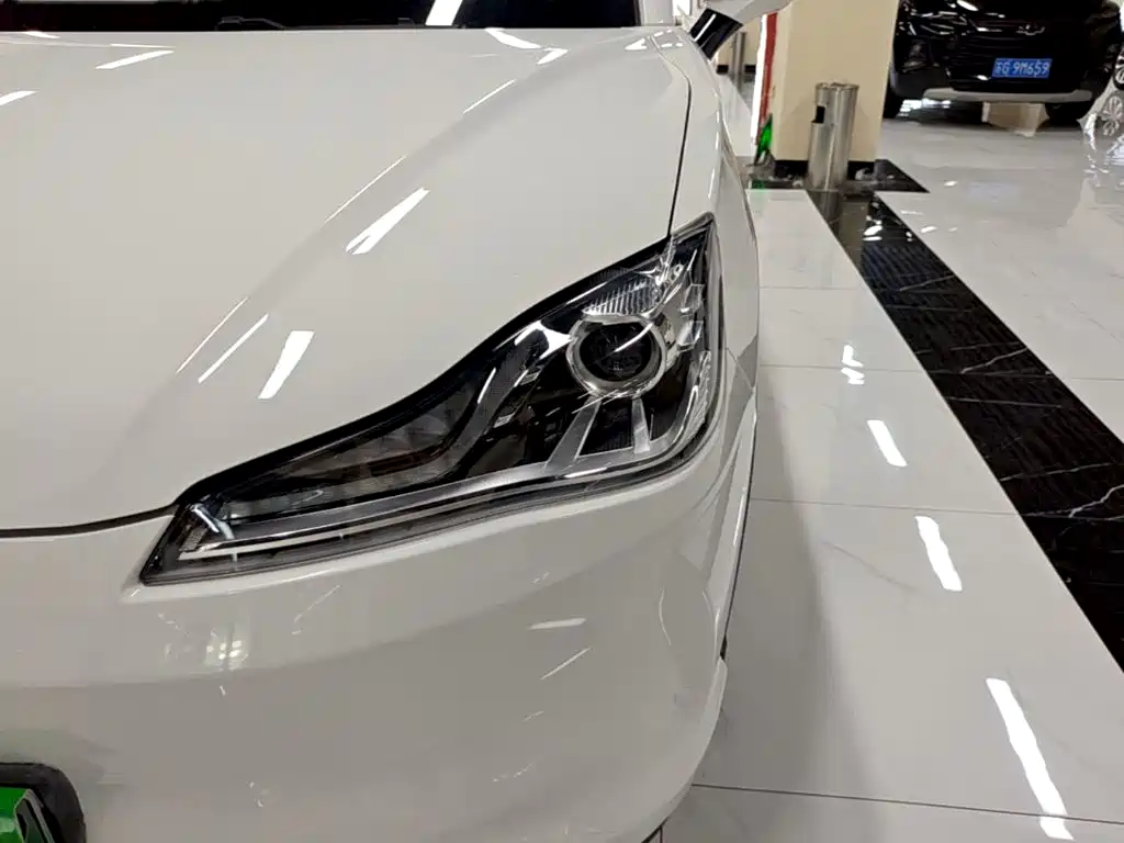 Nezha Auto Nezha V 2022 2021 Long Range Entertainment Upgrade