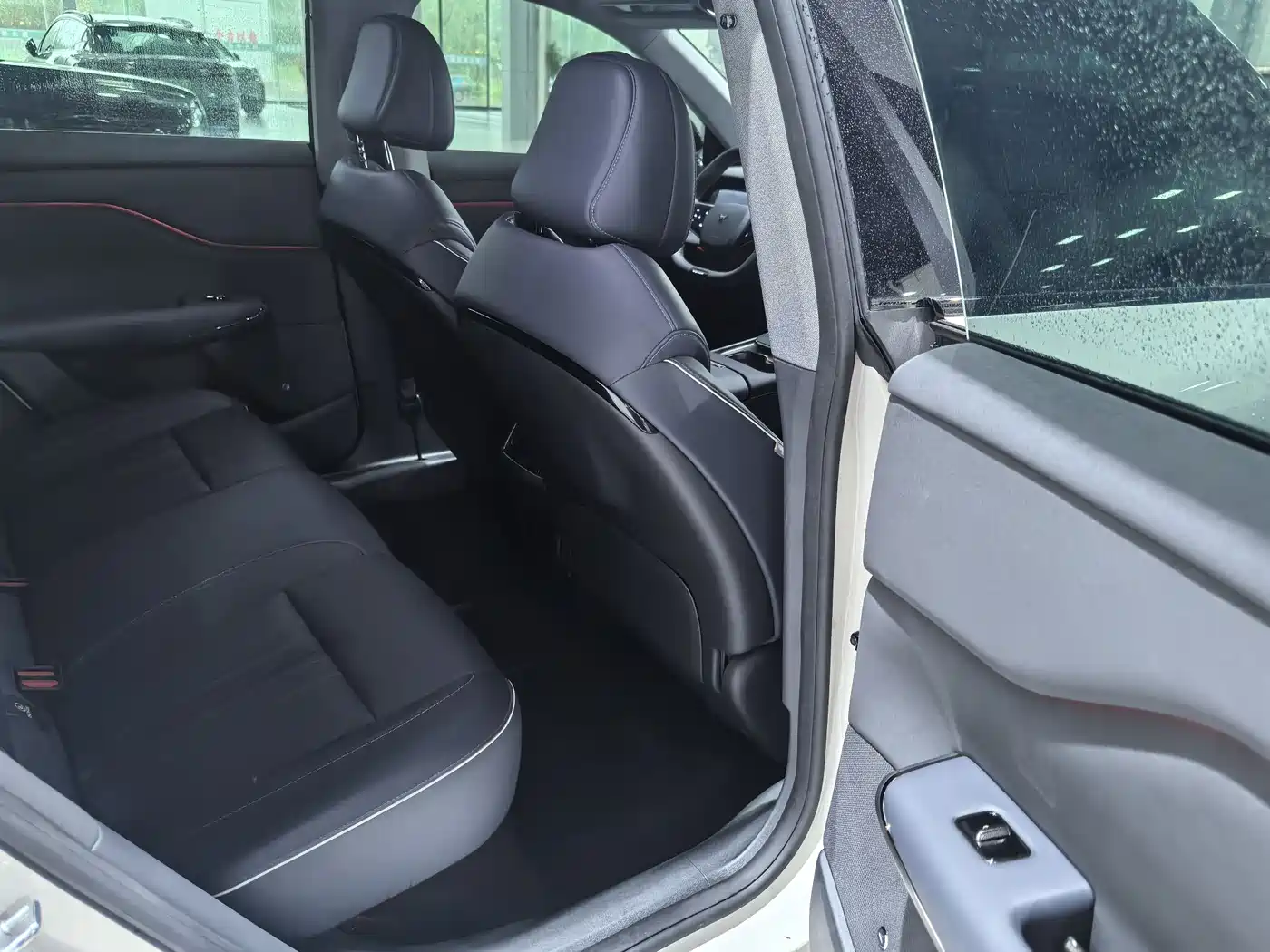 Voyah Auto Voyah Zhiyin 2024 Long Range Smart Edition фото 9